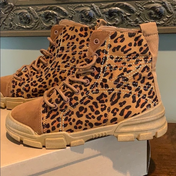 Canvas and faux suede leopard combat boots - Picture 7 of 8